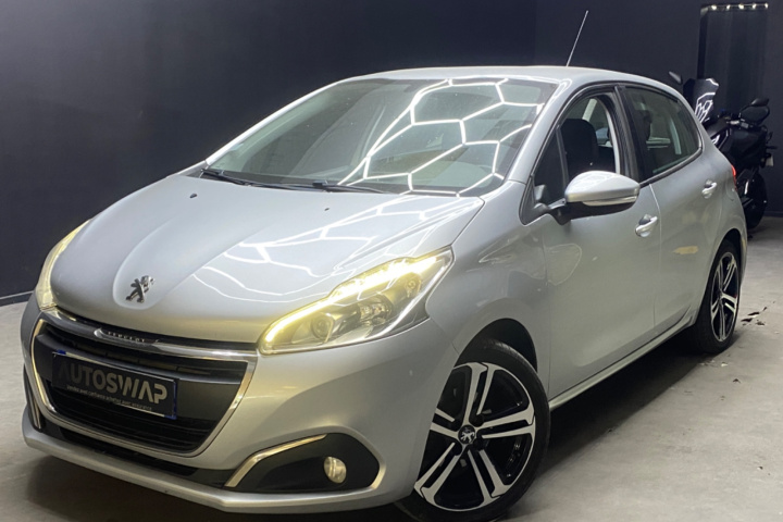 PEUGEOT 208 BUSINESS